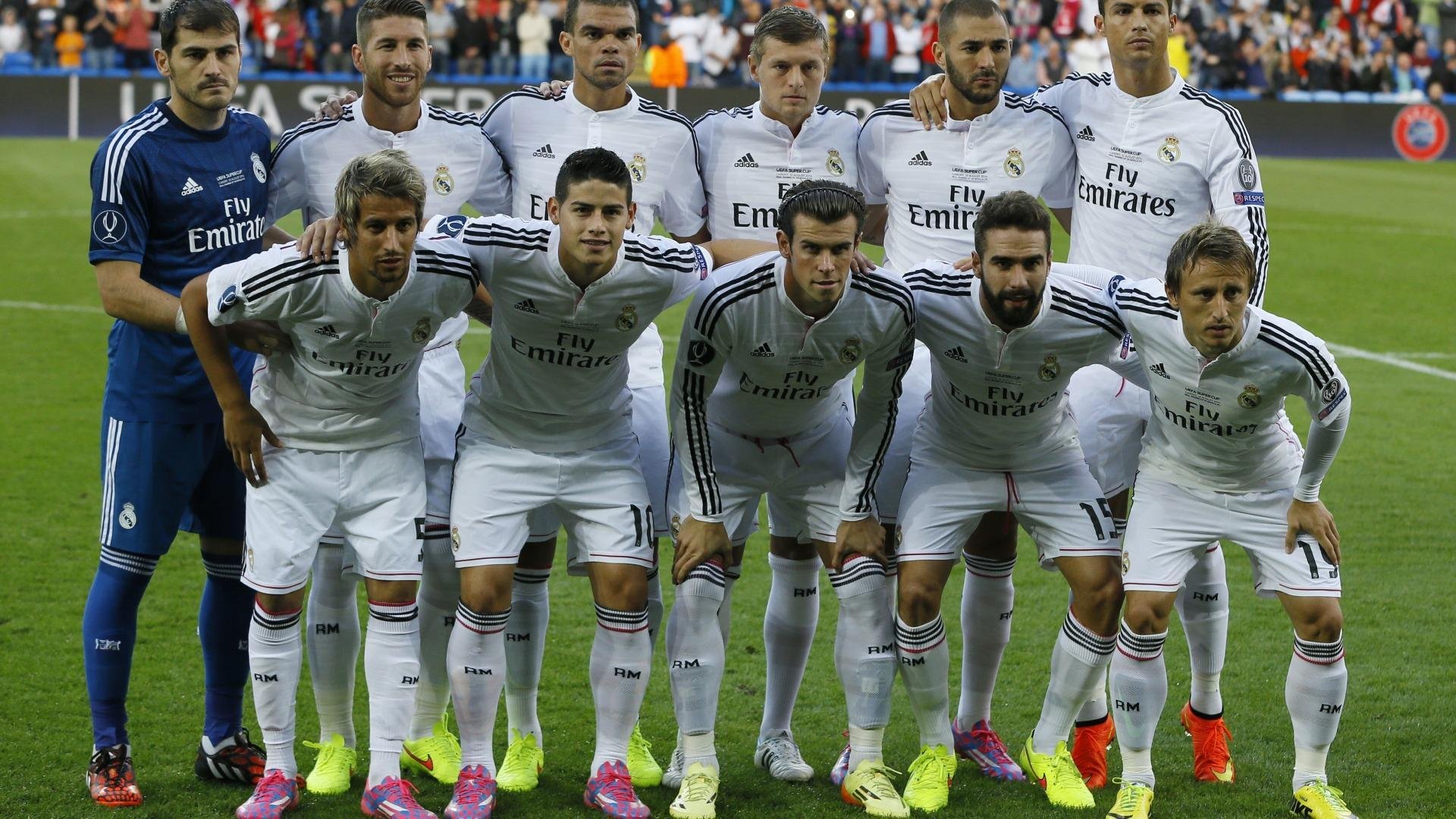 开云体育平台APP-骑士稳稳拿下深圳队，福克斯在欧冠淘汰赛接管比赛，跨越山海的双重征服