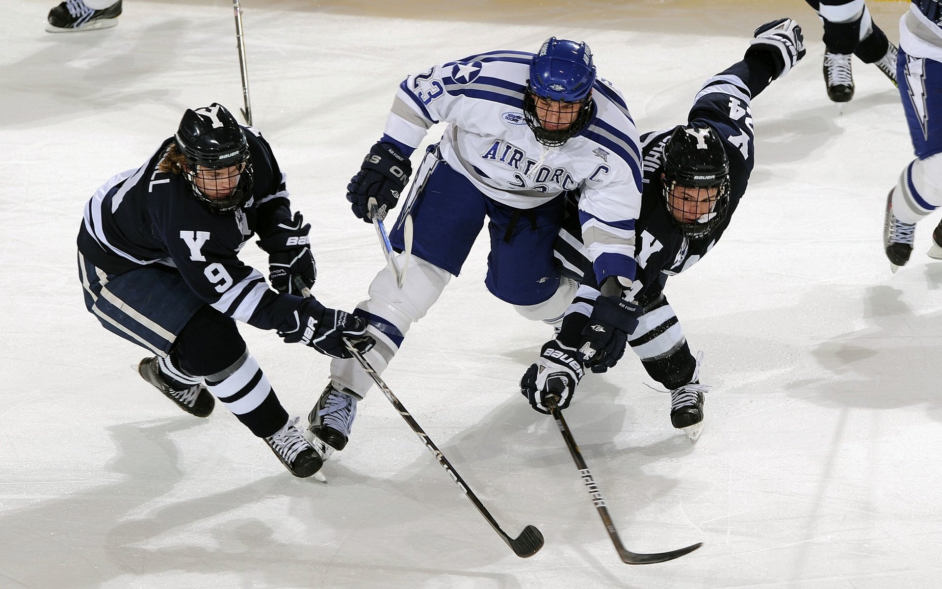 东决关键战之夜，格纳布里用连续得分刺穿时间的裂缝